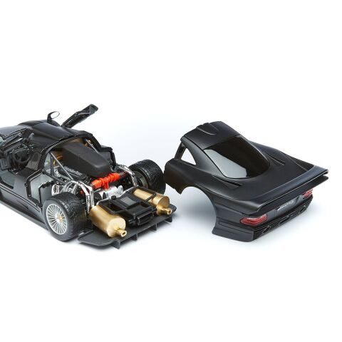 Neco Maıs-31849 1-18 Mercedes-Benz Clk-Gtr (Street Version)