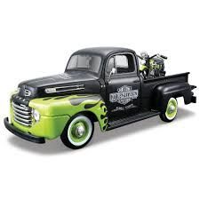 Neco May-32171 1:25 1948 Ford F-1 Pickup + 1:24 1948 Fl Panhead